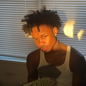 Meet your Posher, Deangelo